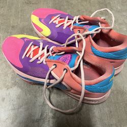 Nike Giannis Basketball Shoes 