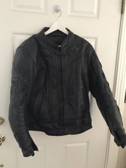 Frontage Frank Thomas men’s Leather motorcycle jacket. UK size 42, USA size XL. Fits like a large