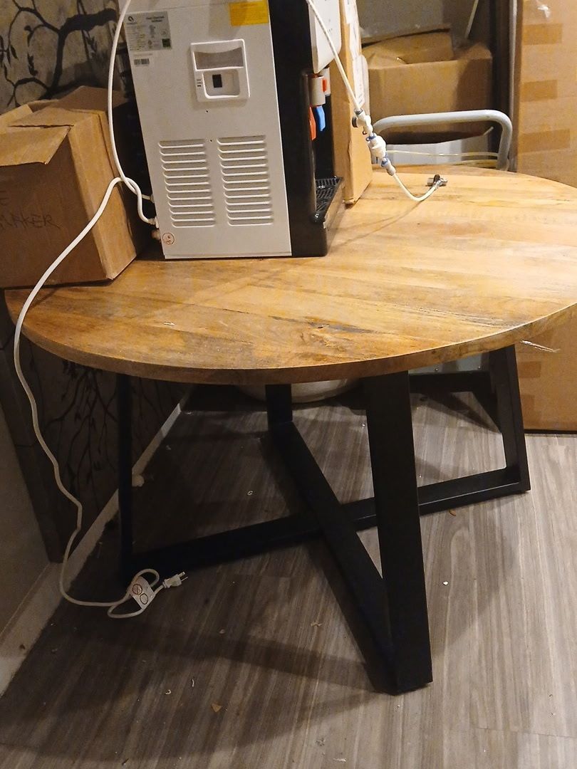 Wooden round table for sale