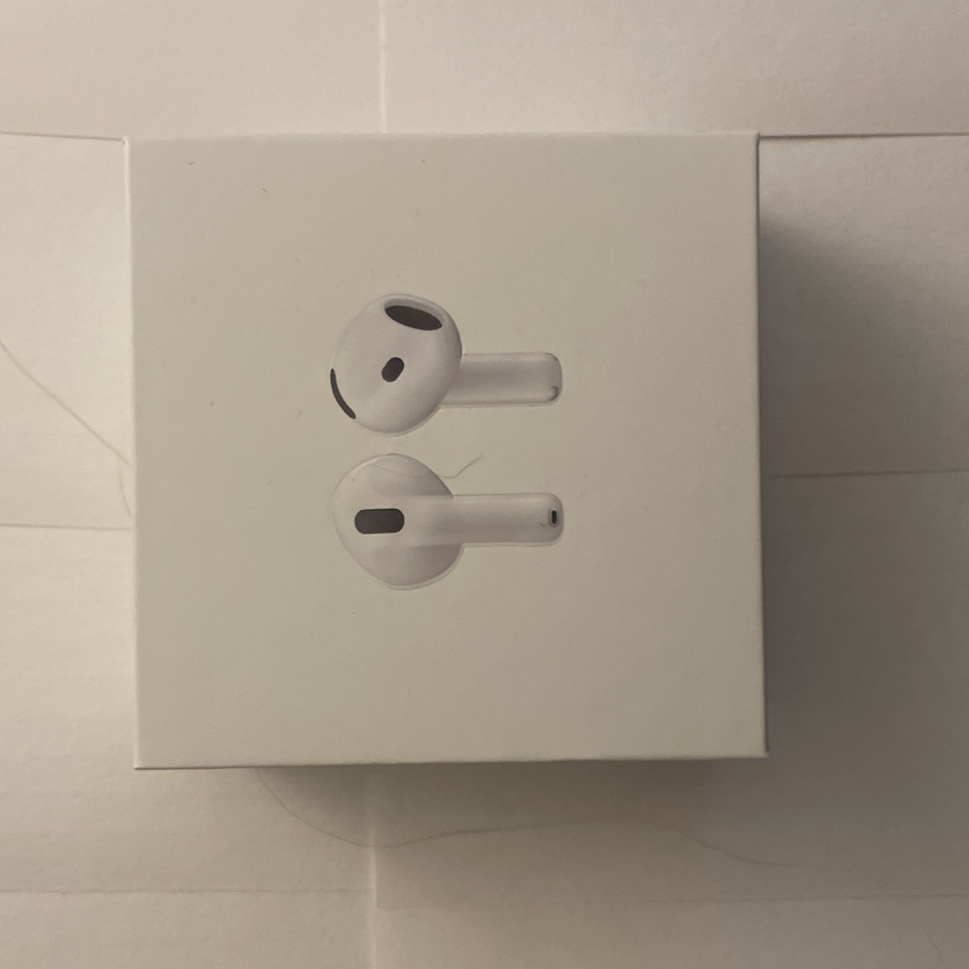 AirPods 4