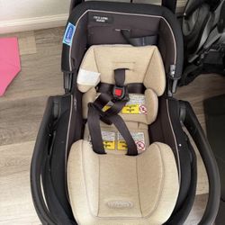 Graco Snug Ride Carseat and Stroller