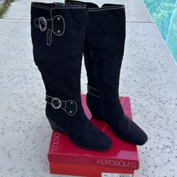 Aerosoles Blk Suede Wedge Heel Knee High Boots With Silver Buckle Details 