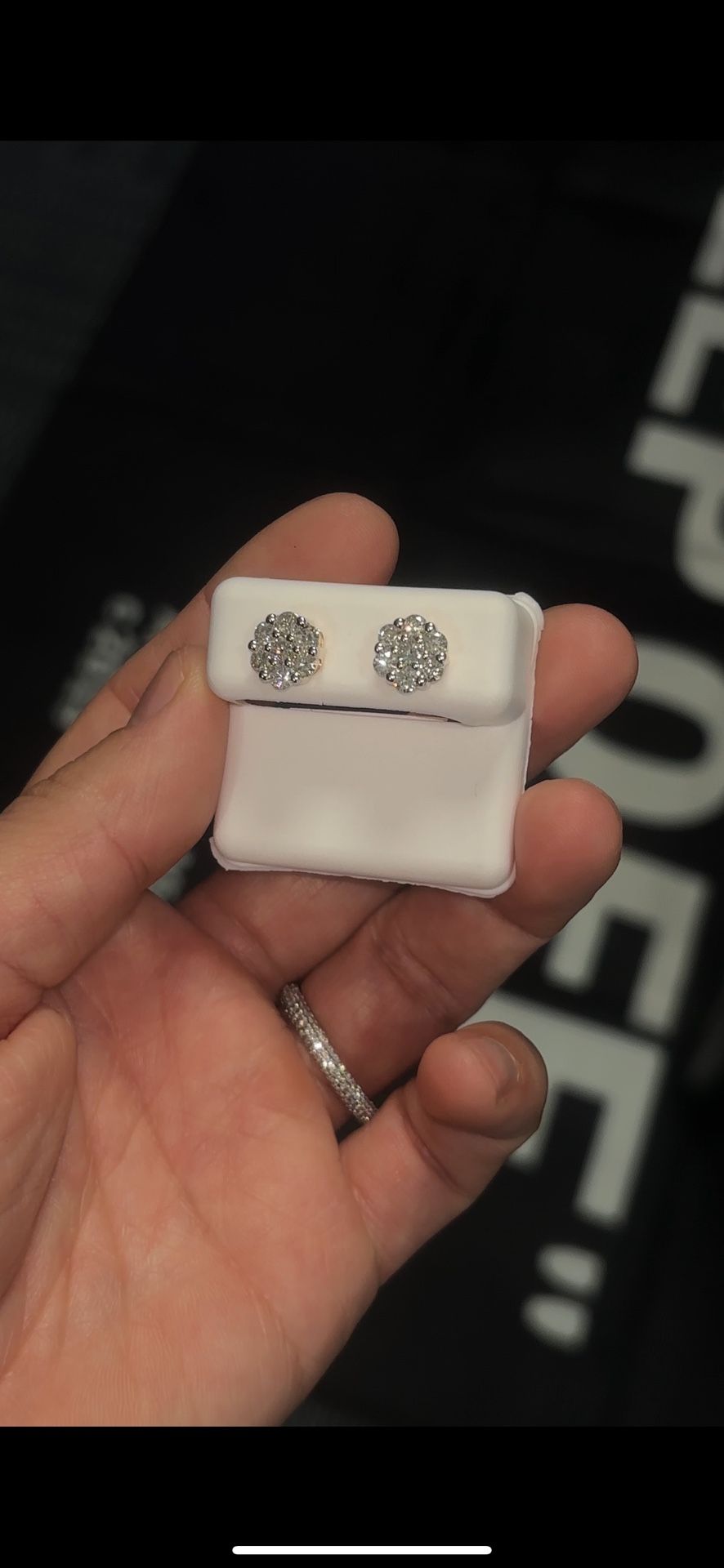 14k natural VS1 f color diamond flower setting earrings 1.50ct screw backs