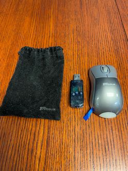Wireless Computer Mouse - small size. Great for travel