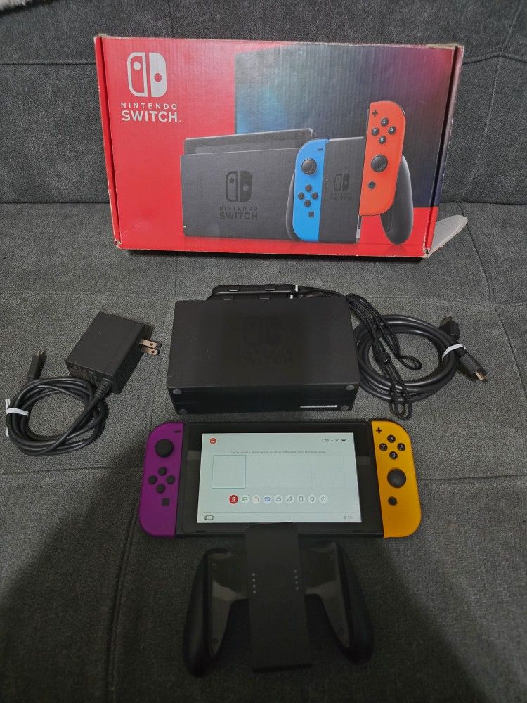 Nintendo Switch Console
