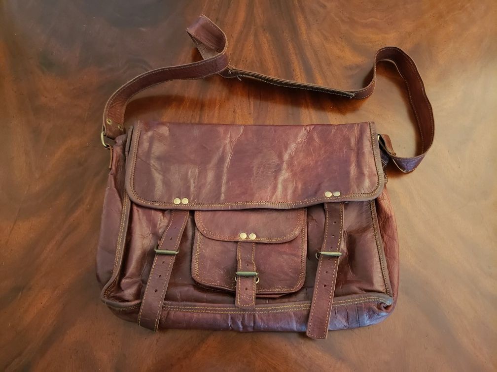 Vintage Oiled Brown Leather Crossbody Messenger Bag