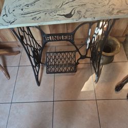 And tiktok sylvia machine, a piece of slate on top