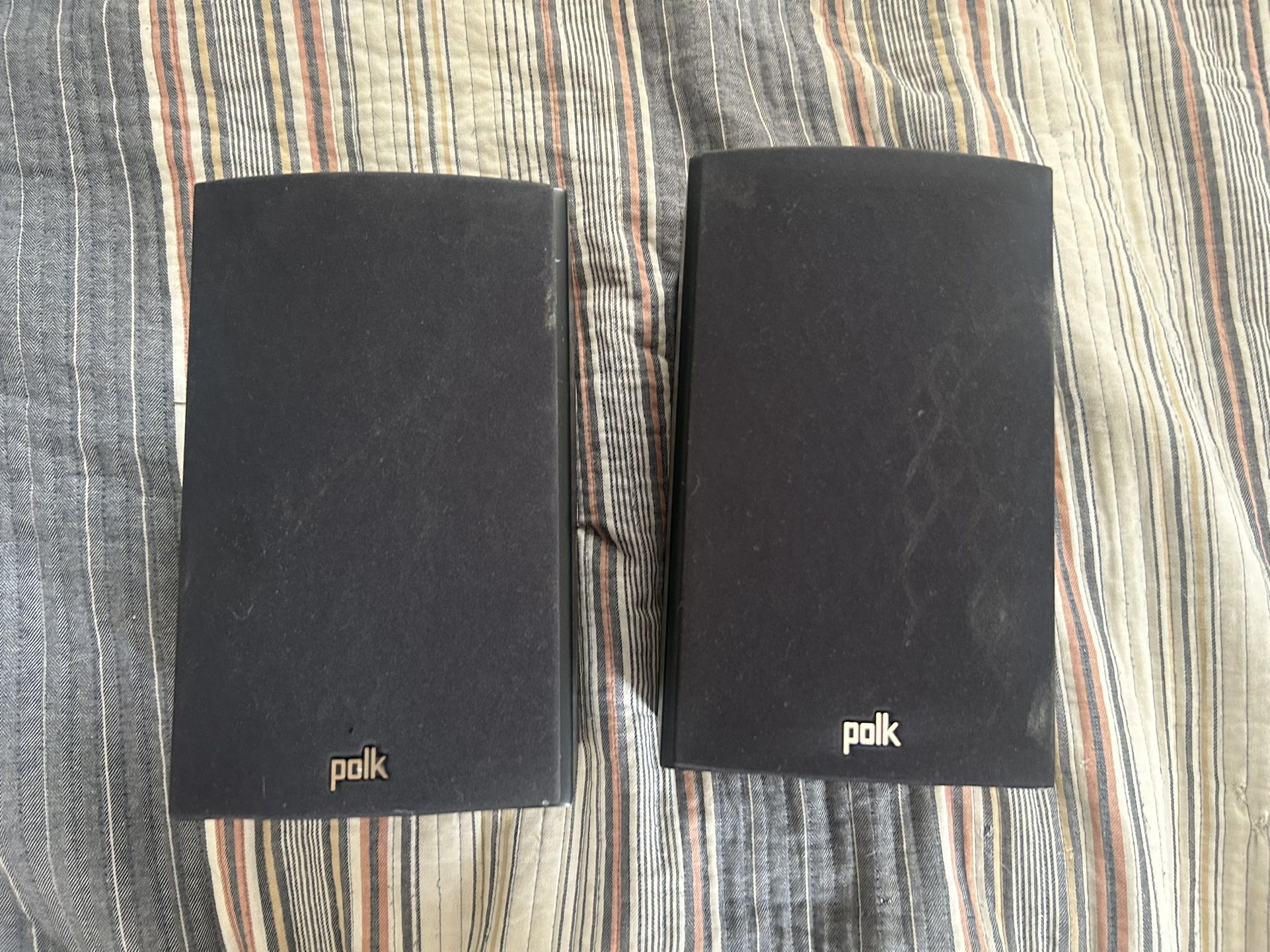 Polk T15 Bookshelf Speakers 