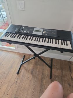 Yamaha YPT-230 61-Key Keyboard - Complete Beginner Setup with Stand