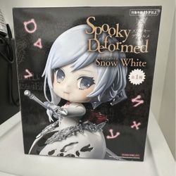Spooky Deformed Snow White Figure 