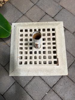 HEAVY DUTY UMBRELLA STAND