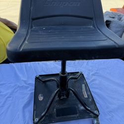 Snap On Mechanic Rolling Chair   