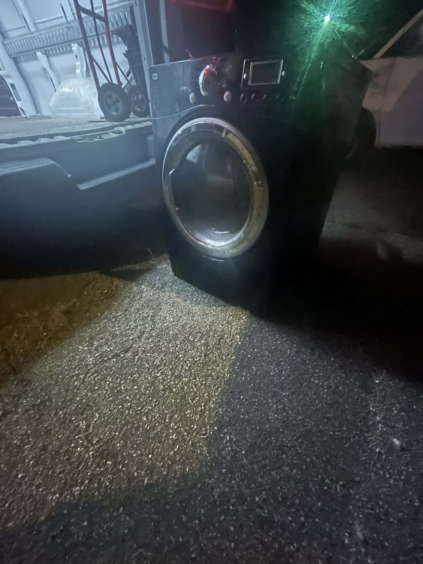 LG Front Loader gas hook up dryer will deliver straight to your door 150 bucks