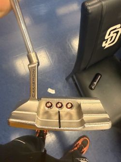 Titleist Scotty Cameron special select squareback 2 putter