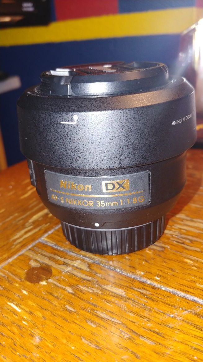 Nikon DX AF-S Nikkor 35mm 1.8G FINAL OFFER