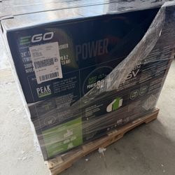 NEW EGO SNT2405 2-Stage Snow Blower + Batteries