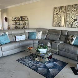 sectional Couch With Three Recline, color  Grey
