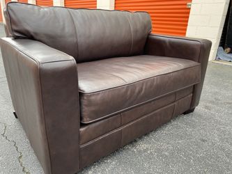 Havertys Leather pullout sleeper