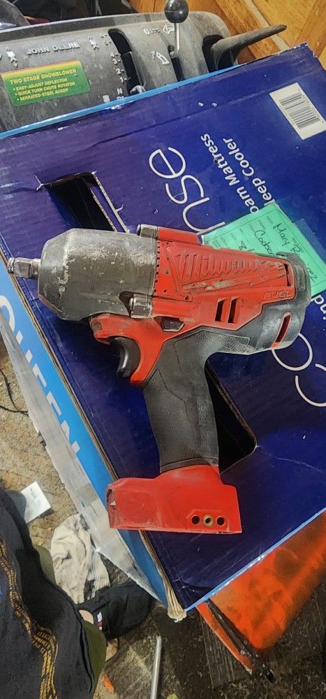 Milwaukee Impact Wrench