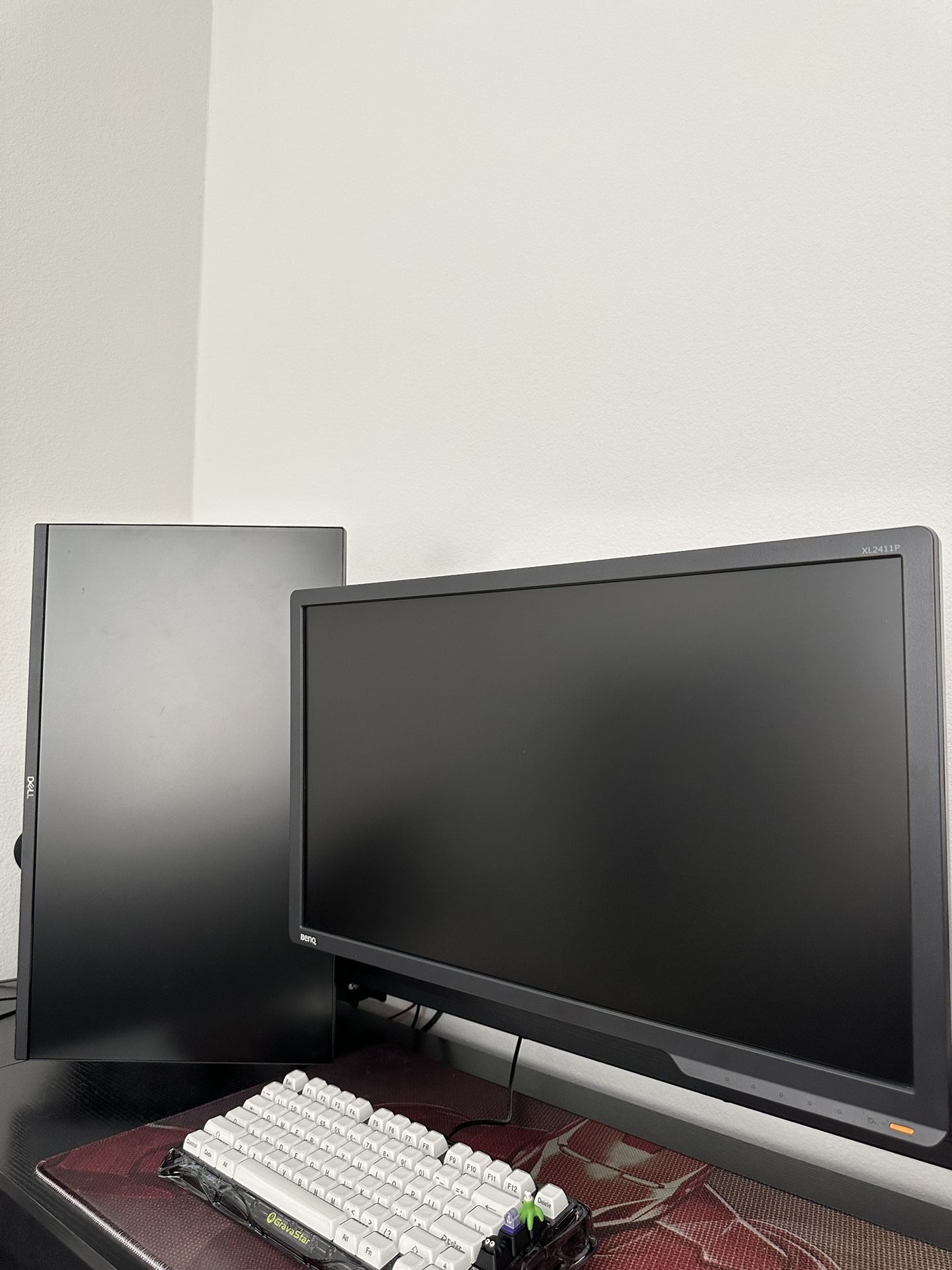 Two Gaming Monitors (BenQ & Dell) 144 Hz