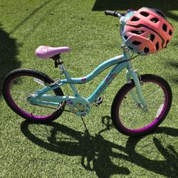 Schwinn BMX Bicycle / Bike only used for about a week, so practically new.