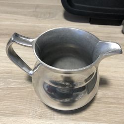Pitcher, 1.5 Quart , Polished Finish, Wilton Armetale 
