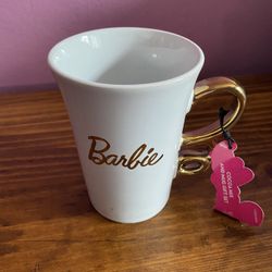 Barbie mug To Drink Coffee