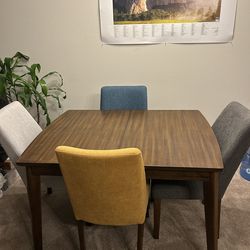 Dining Table Set