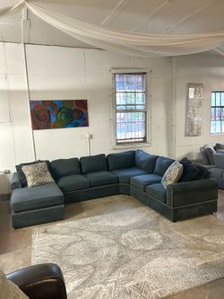 Sectional couch