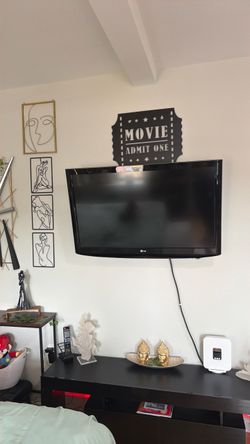LG TV