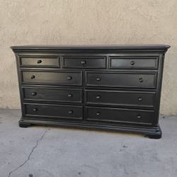 NINE DRAWERS WOODEN DRESSER 