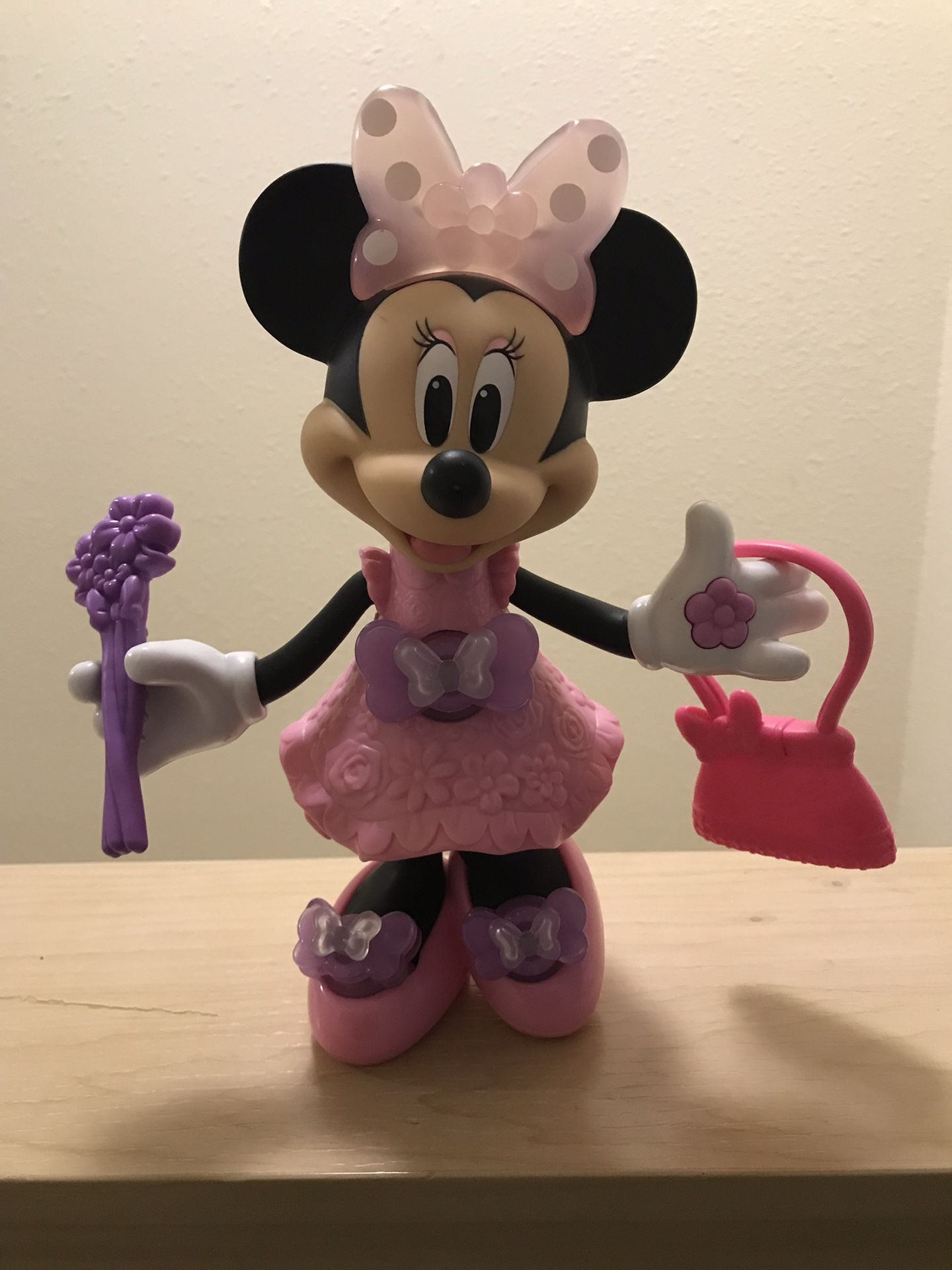 *Pending Pick-Up* Fisher-Price Disney Minnie Mouse Bloomin Bows Minnie