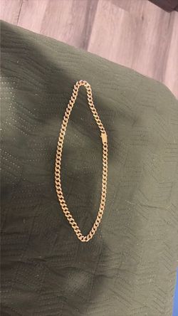 14kt Gold  Cuban Link Chain Necklace with diamond cuts