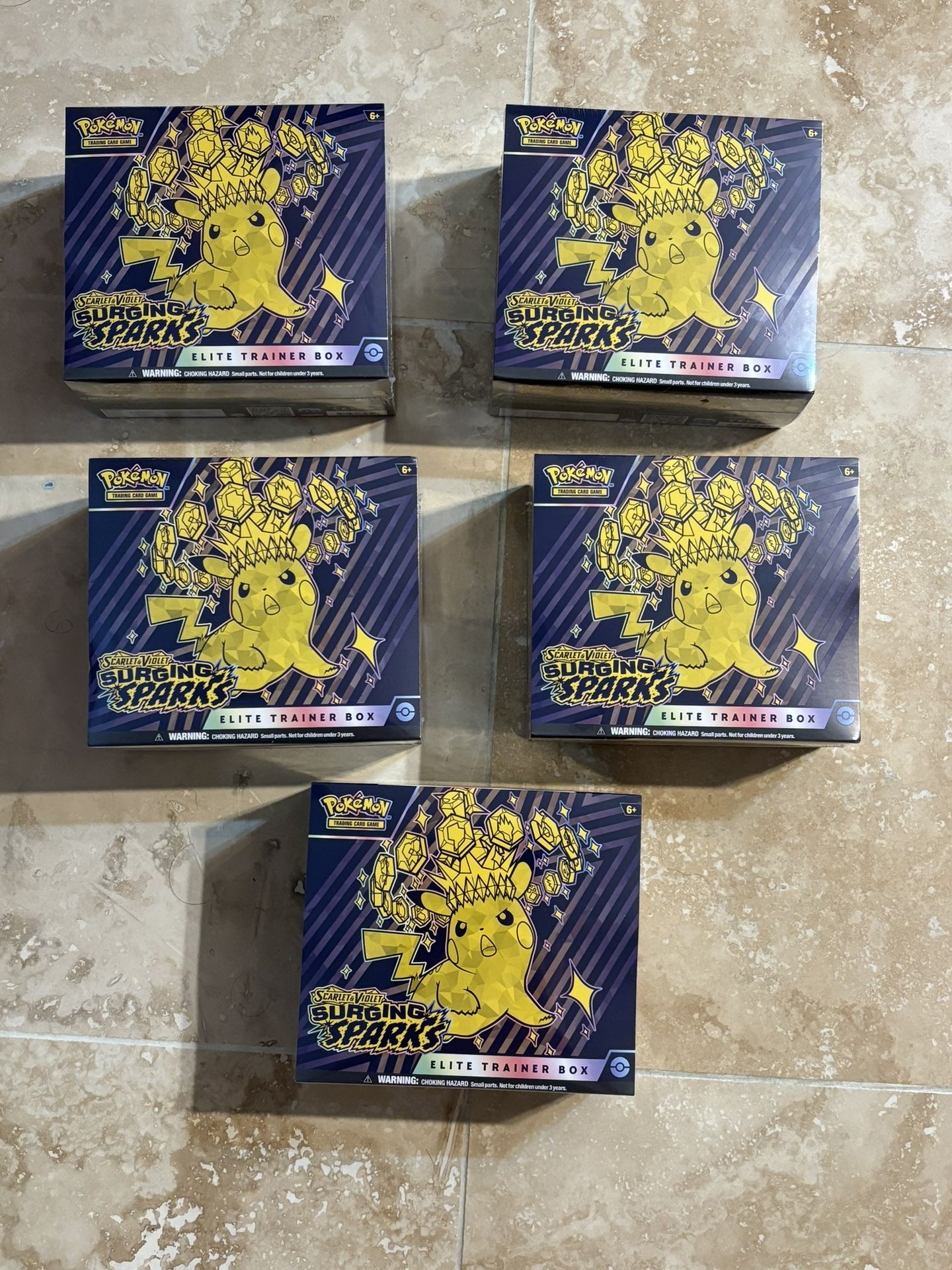 Surging Sparks Elite Trainer Box FS/FT