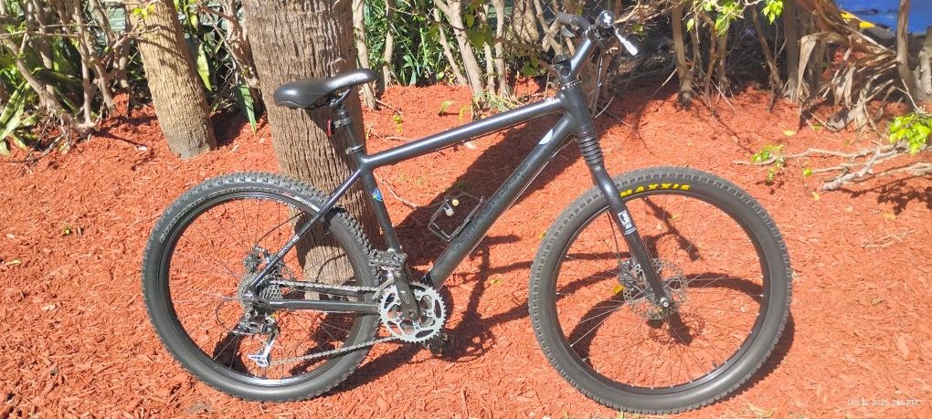 Cannondale Mountain Bike