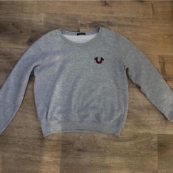 True Religion Gray Crewneck Sweatshirt – Front & Back Logo