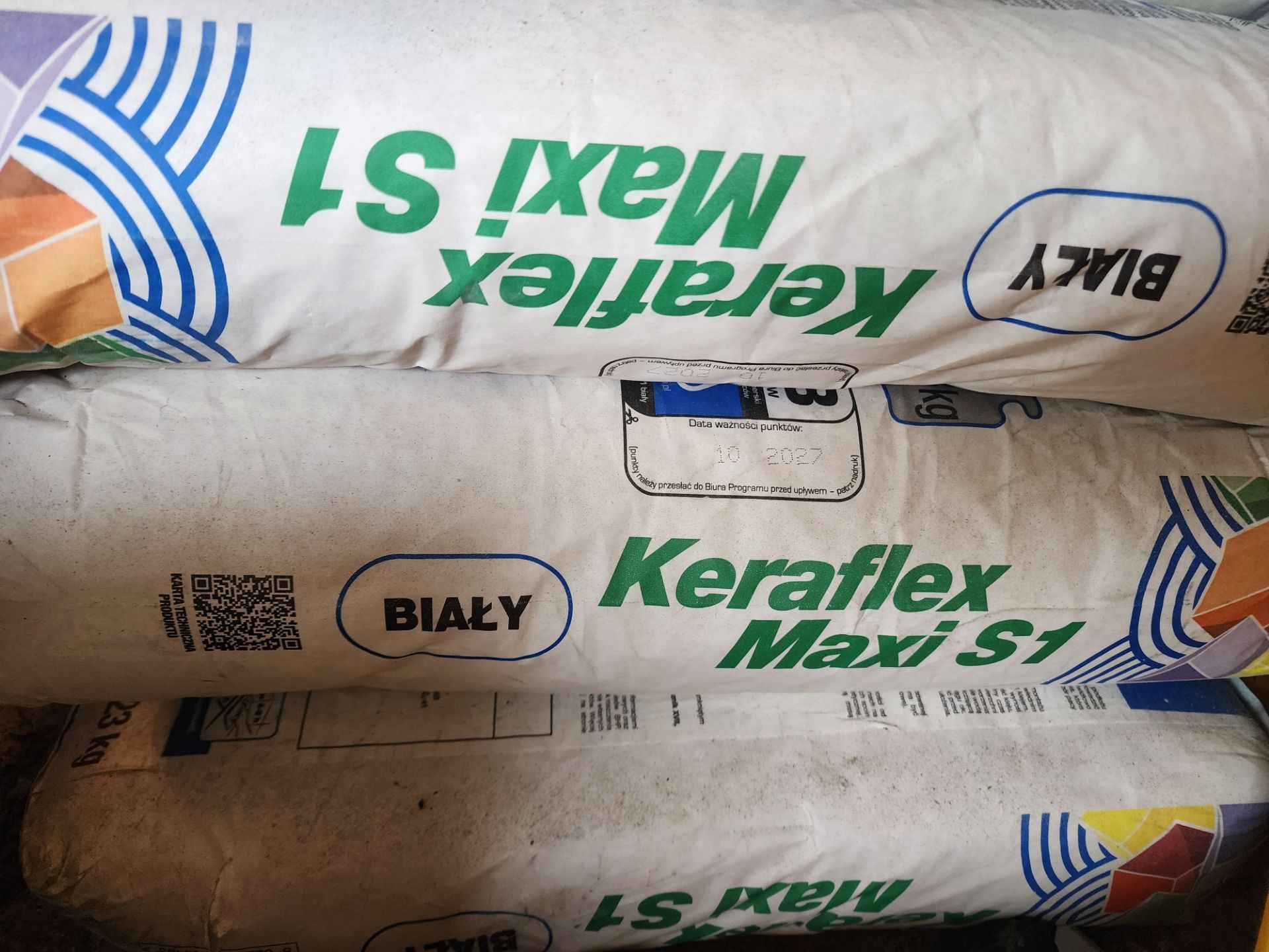 Mapei Keraflex maxi S1 mortar large format tile