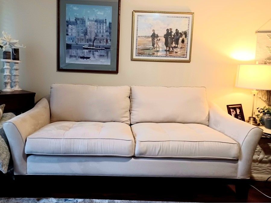 Cindy Crowford Collection Sofa
