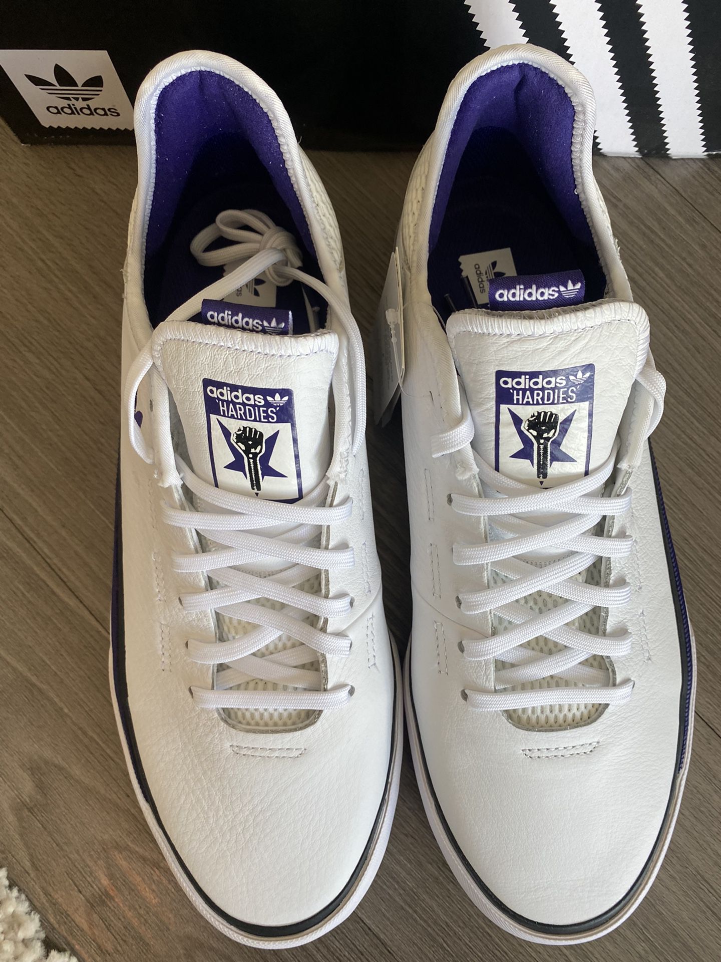 meer inval Onschuld ADIDAS SABALO X HARDIES WHITE/PURPLE MENS SIZE 9 for Sale in Los Angeles,  CA - OfferUp