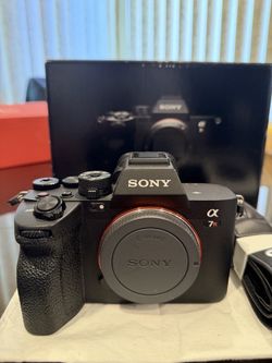 Sony A7rV