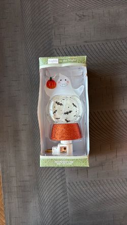 Midwest CBK Halloween Ghost Light Up Snow Globe – 2011