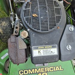 John Deere Commercial Walk Behind 