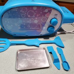 Toy Oven For Little Bakers 