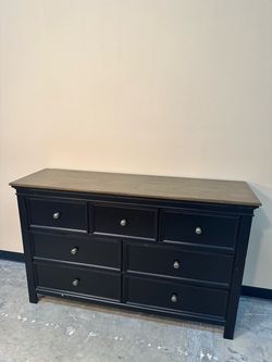 Black Wood Dresser with 7 Drawers