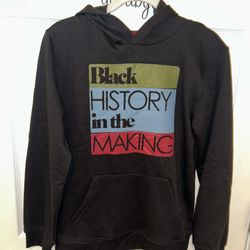 “Black History In The Making” Kid’s Sweatshirt In Size Large-NEW WITH TAGS 