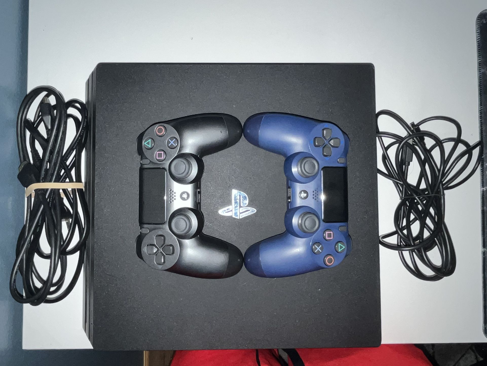 Sony PlayStation 4 Pro 1TB Black Console Bundle With Extra Controller
