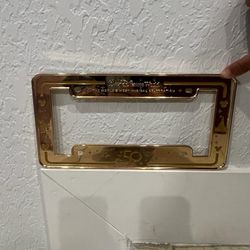 PLATE HOLDER DISNEY