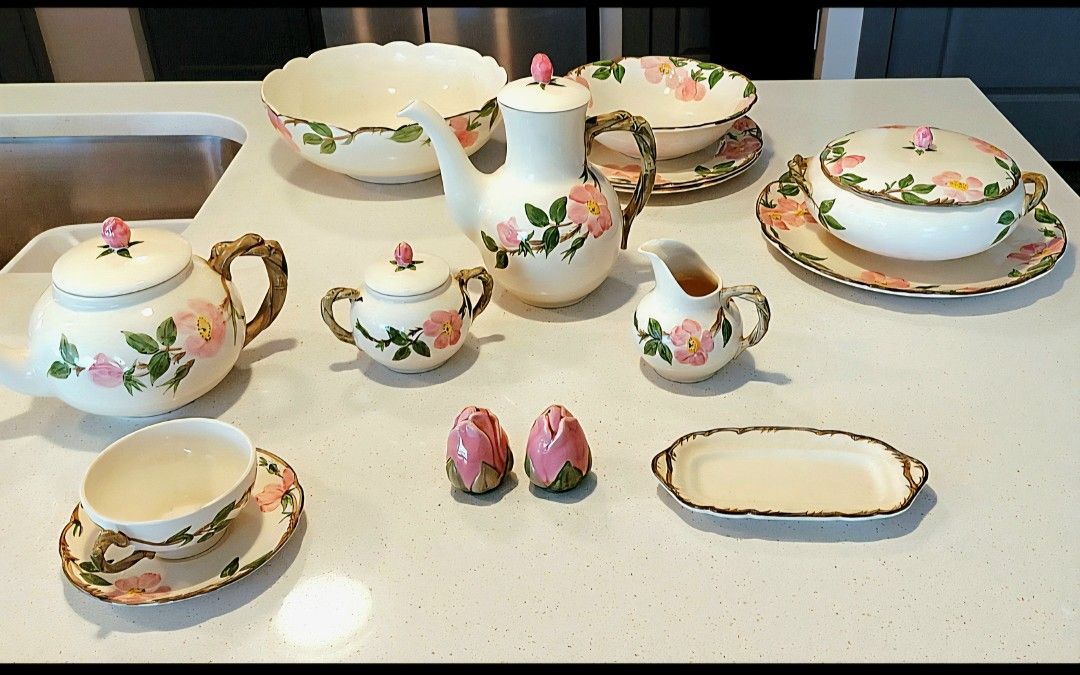 Fransecan Desert Rose China Rare Pieces 