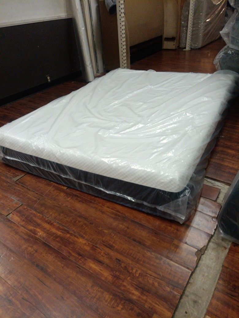 ππΎπ€π€π€ $249 Eastern King Memory Foam Mattress Available $249 ππΎπ€π€π€