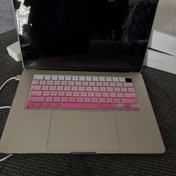 Apple MacBook Air 15 Inch
